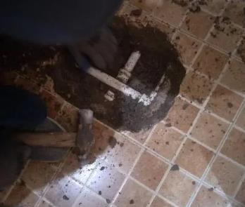 城北卫生间漏水维修公司为您分享下卫生间渗水如何处理及注意事项