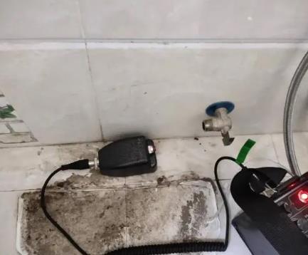 城北屋顶漏水维修公司分享下卫生间漏水的危害及解决方法